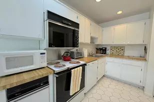9 Stratford Dr E, Boynton Beach, FL 33436 - Photo 14