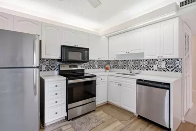 10110 Cedar Point Boulevard #206, Boynton Beach, FL 33437 - Photo 6