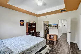 8768 NW 98th Ave, Doral, FL 33178 - Photo 28