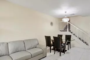 8768 NW 98th Ave, Doral, FL 33178 - Photo 6