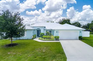 186 NE Dominican Terrace, Port Saint Lucie, FL 34983 - Photo 2