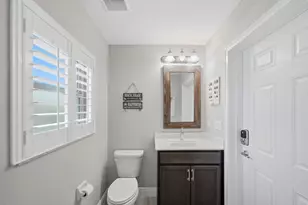 186 NE Dominican Terrace, Port Saint Lucie, FL 34983 - Photo 40