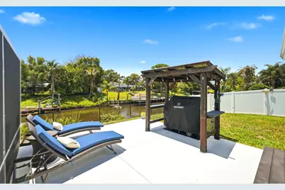 186 NE Dominican Terrace, Port Saint Lucie, FL 34983 - Photo 12