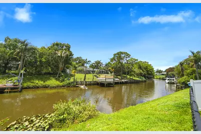 186 NE Dominican Terrace, Port Saint Lucie, FL 34983 - Photo 14