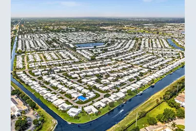 2017 SW Golf Lane #109, Boynton Beach, FL 33426 - Photo 56