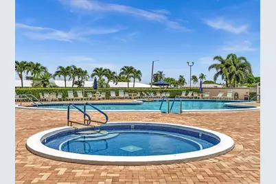 2017 SW Golf Lane #109, Boynton Beach, FL 33426 - Photo 44