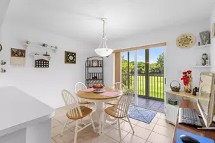 9470 Tangerine Pl, Davie, FL 33324 - Photo 10