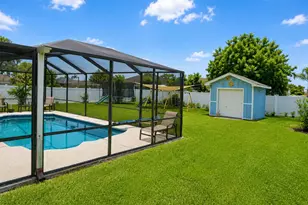230 SW Inwood Ave, Port Saint Lucie, FL 34984 - Photo 14
