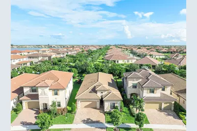 12245 N Baypoint Circle, Parkland, FL 33076 - Photo 4