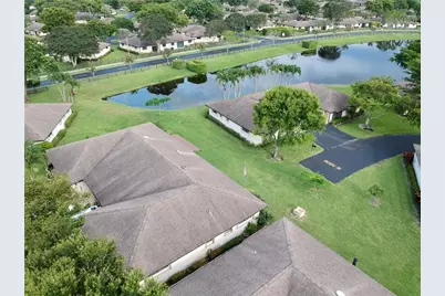 10151 Eaglewood Terrace #A, Boynton Beach, FL 33436 - Photo 2