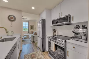 533 NE 3rd Ave, Fort Lauderdale, FL 33301 - Photo 1