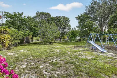2465 Taylor Street, Hollywood, FL 33020 - Photo 34