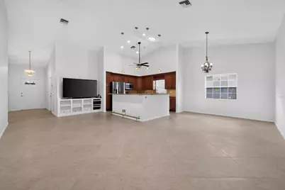 3882 Dafilee Circle, West Palm Beach, FL 33417 - Photo 12