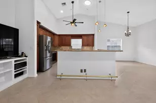 3882 Dafilee Cir, West Palm Beach, FL 33417 - Photo 14