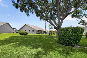 3882 Dafilee Cir, West Palm Beach, FL 33417 - Photo 8