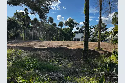 525 Acacia Road, Vero Beach, FL 32963 - Photo 2
