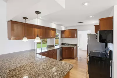 7909 NW 18th Place, Margate, FL 33063 - Photo 2