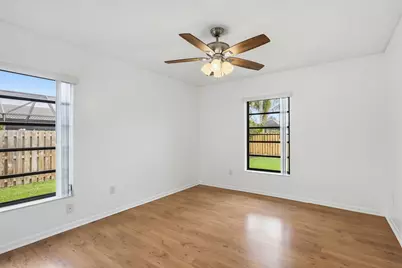 7909 NW 18th Place, Margate, FL 33063 - Photo 14