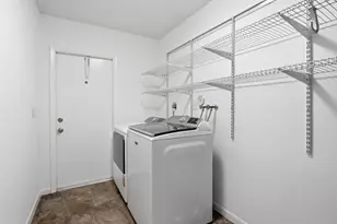 7909 NW 18th Pl, Margate, FL 33063 - Photo 10