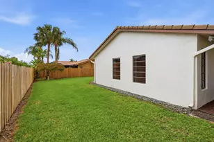 7909 NW 18th Pl, Margate, FL 33063 - Photo 28