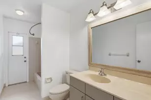 7909 NW 18th Pl, Margate, FL 33063 - Photo 18