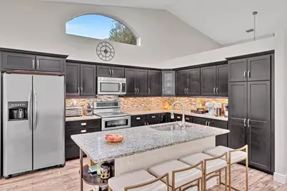 7445 Rockbridge Circle, Lake Worth, FL 33467 - Photo 6