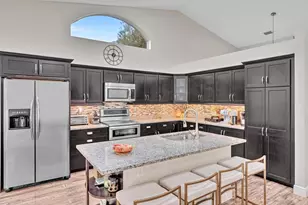 7445 Rockbridge Cir, Lake Worth, FL 33467 - Photo 6