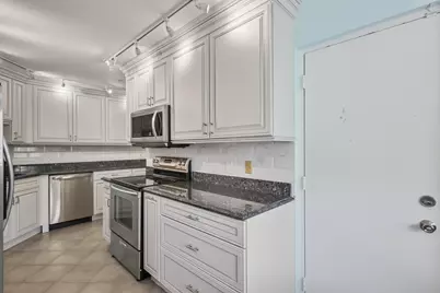4738 Fountains Drive S, Lake Worth, FL 33467 - Photo 10