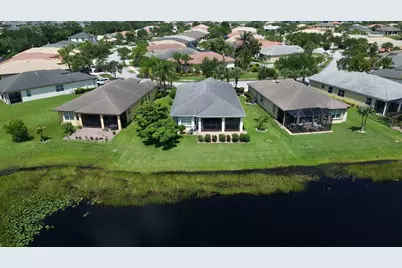 11861 SW Crestwood Circle, Port Saint Lucie, FL 34987 - Photo 4