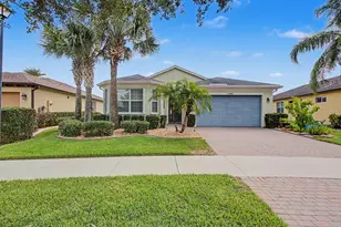11861 SW Crestwood Cir, Port Saint Lucie, FL 34987 - Photo 4