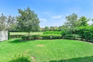 9013 NW 39th St, Coral Springs, FL 33065 - Photo 4