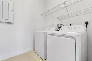 9013 NW 39th St, Coral Springs, FL 33065 - Photo 30