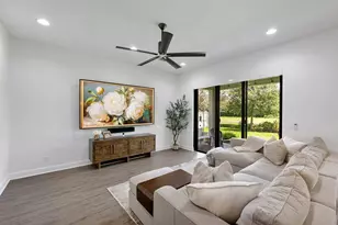 9013 NW 39th St, Coral Springs, FL 33065 - Photo 8