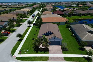 12520 SW Weeping Willow Ave, Port Saint Lucie, FL 34987 - Photo 2