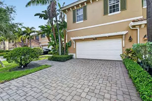 4624 Cadiz Cir, Palm Beach Gardens, FL 33418 - Photo 4