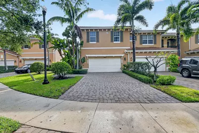 4624 Cadiz Circle, Palm Beach Gardens, FL 33418 - Photo 2