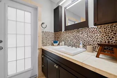 3024 NE 2nd Terrace, Wilton Manors, FL 33334 - Photo 32