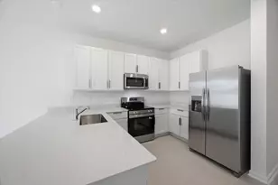 3040 Chromatic St, Kissimmee, FL 34758 - Photo 10