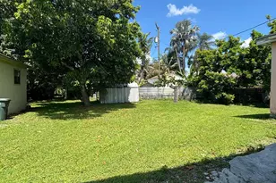 630 SE 2nd St, Belle Glade, FL 33430 - Photo 8