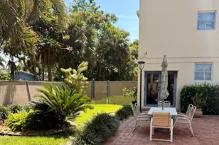 2400 NE 10th St, Pompano Beach, FL 33062 - Photo 16