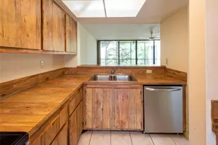 8701 SW 30th St, Davie, FL 33328 - Photo 2