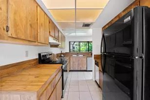 8701 SW 30th St, Davie, FL 33328 - Photo 28