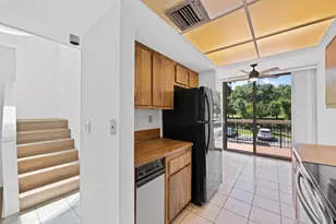 8701 SW 30th St, Davie, FL 33328 - Photo 6