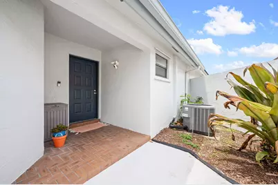 15121 S Waterford Drive, Davie, FL 33331 - Photo 22
