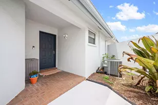 15121 S Waterford Dr, Davie, FL 33331 - Photo 22