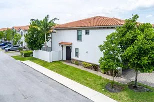 1009 Sweet Briar Ln, Riviera Beach, FL 33410 - Photo 26