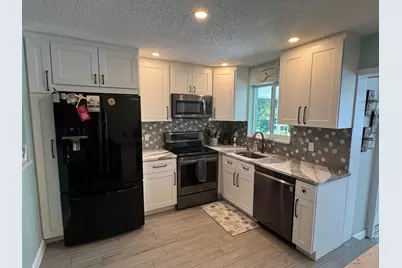 60 NE 46th Street, Oakland Park, FL 33334 - Photo 2