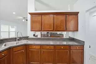 2418 SW Bayshore Blvd, Port Saint Lucie, FL 34984 - Photo 18