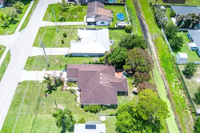 2418 SW Bayshore Boulevard, Port Saint Lucie, FL 34984 - Photo 34