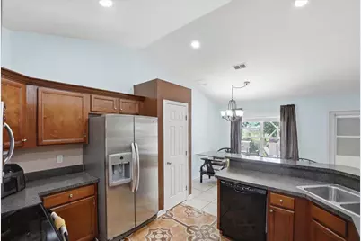 2418 SW Bayshore Boulevard, Port Saint Lucie, FL 34984 - Photo 18